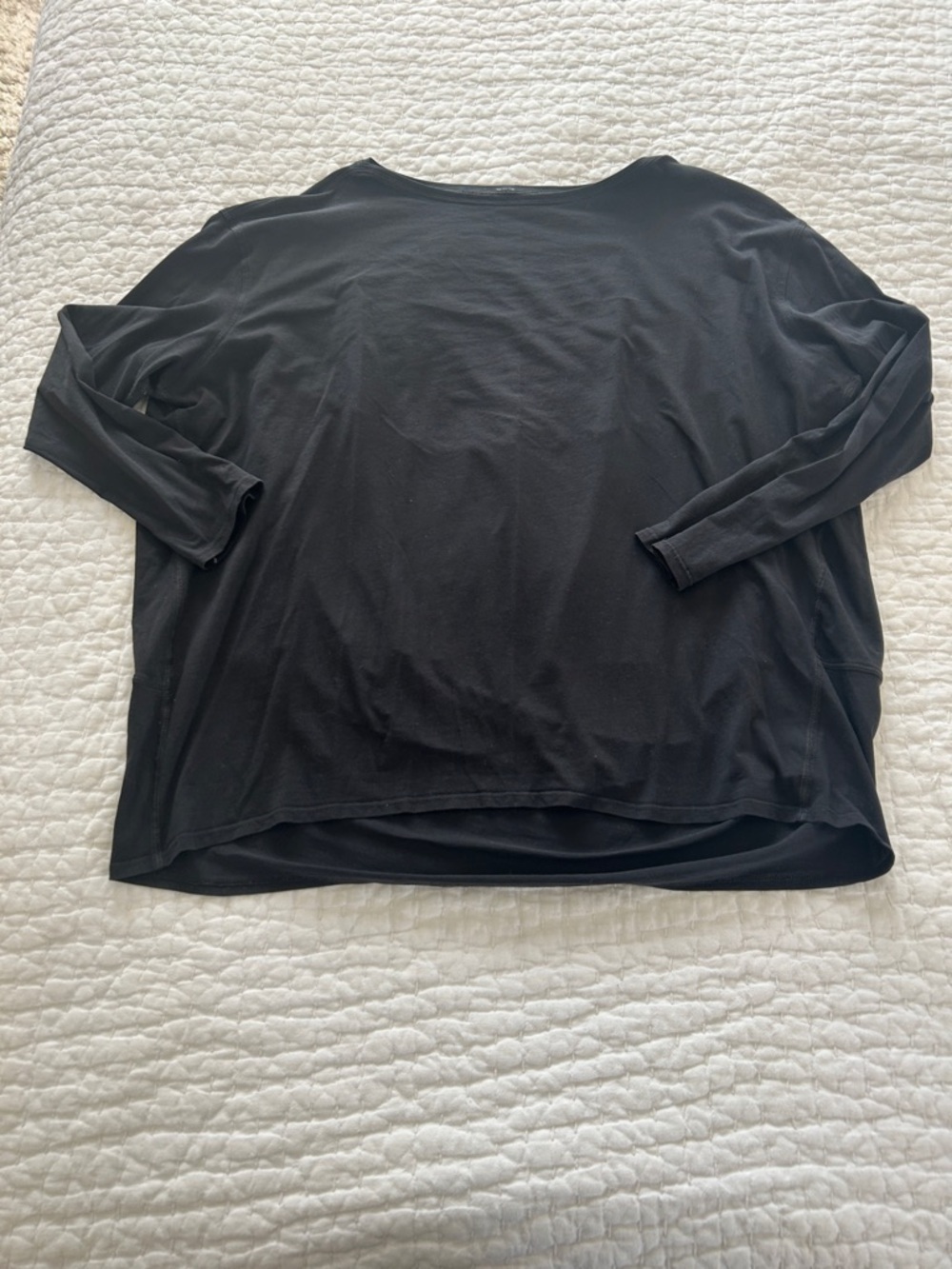 lululemon athletica Black Long-Sleeve Crewneck Tee